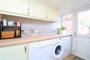 Photo 19- click for photo gallery